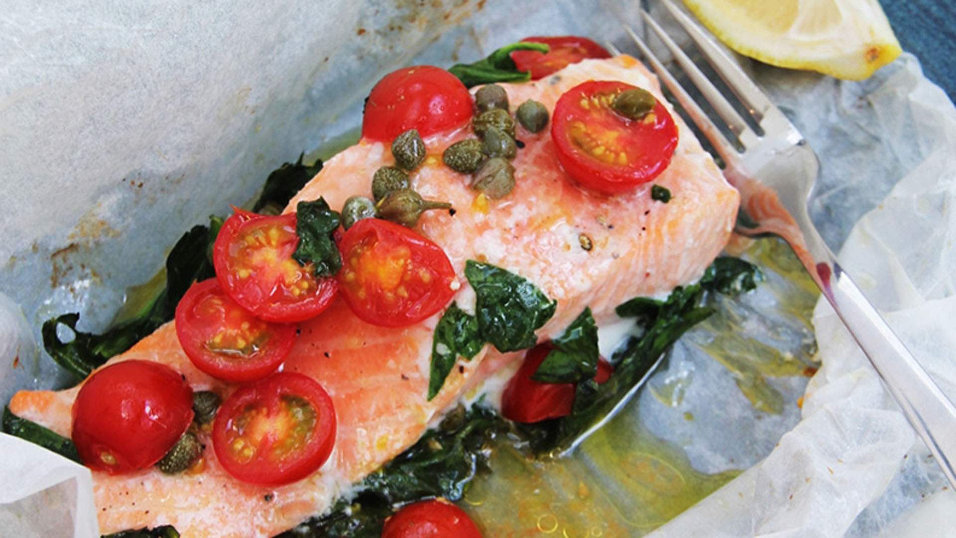 Healthy ideas for lunch: fish in a bag