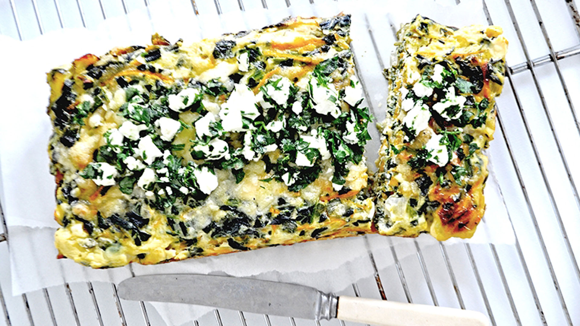 Healthy ideas for lunch: easy cheesy quiche