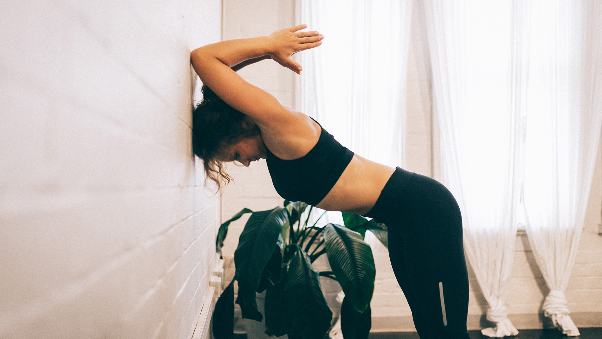 Stretches For Office Workers Live Better