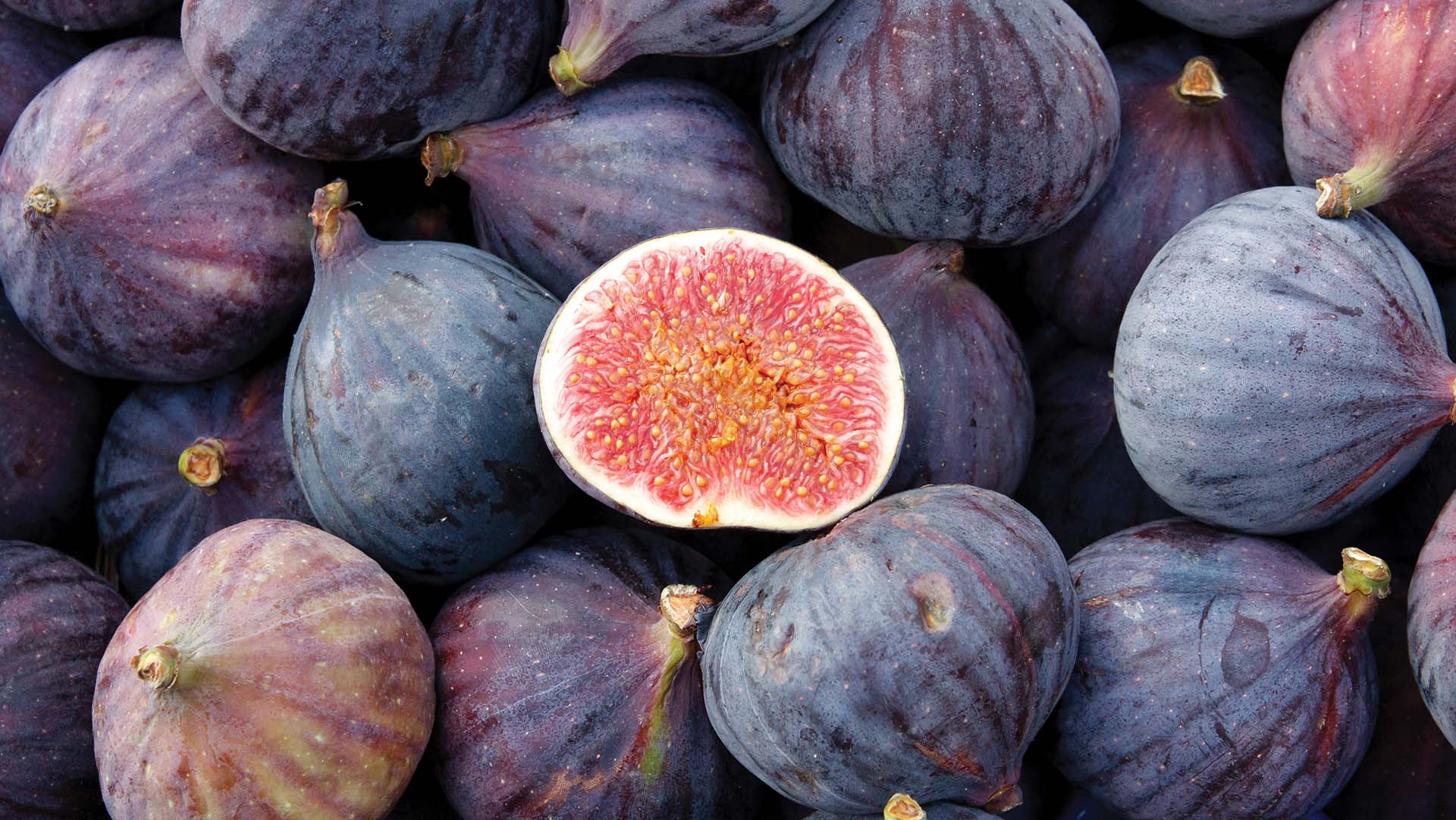 Tasty organic figs at local market