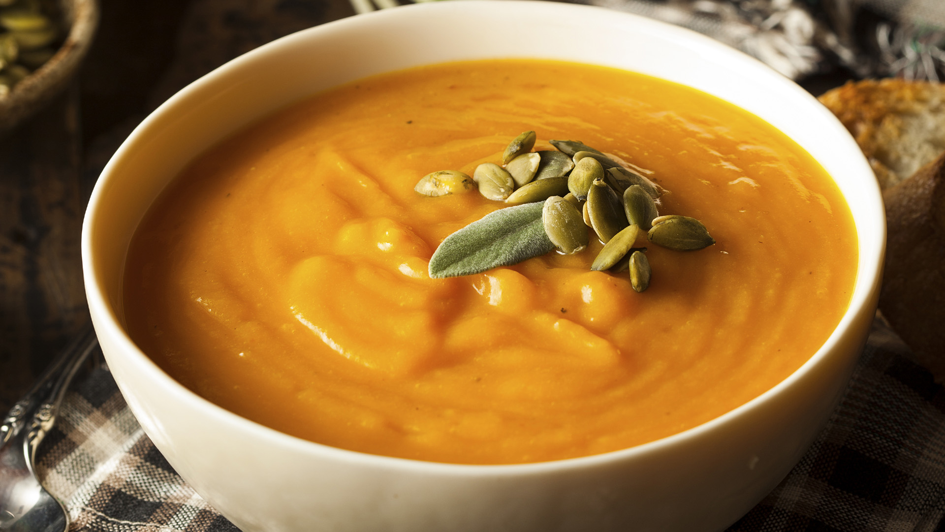 Homemade Autumn Butternut Squash Soup with Bread