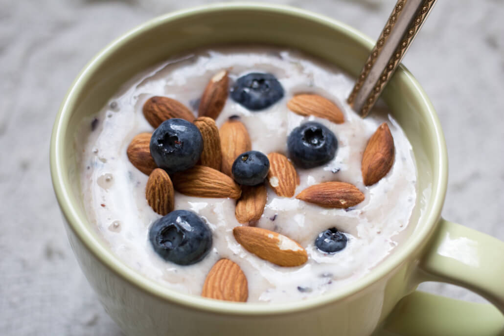 Blueberry and Almond Yogurt recipe